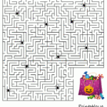 Maze For Halloween 4 free Printable
