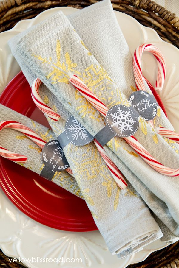 17 Fascinating DIY Christmas Napkin Holders To Add A Festive Touch To 