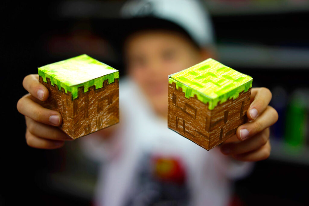 Free Papercraft Minecraft Block Cutout 