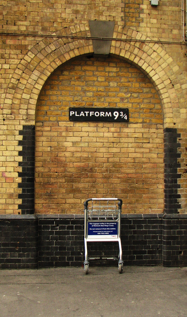 Platform 9 3 4 I Had No Clue They Had This At King s Cross Flickr